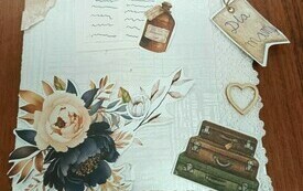 Na stole kolorowa kartka.