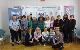 Zdjęcie grupowe uczestników warsztatów.