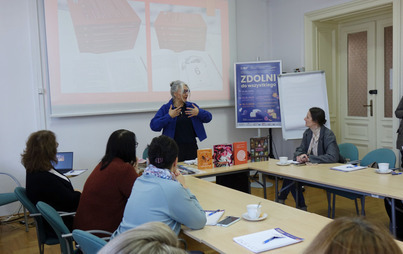 Zdjęcie do &bdquo;Zobaczyć wszechświat w kamyku&rdquo; &ndash; relacja z warsztat&oacute;w