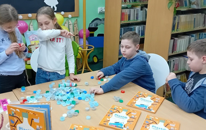 Zdjęcie do &bdquo;Plastik fantastik?&rdquo; w Filii nr 4 KBP w Krośnie