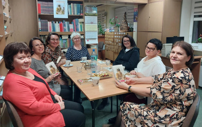 Zdjęcie do Spotkanie DKK w Giedlarowej o książce &quot;C&oacute;rka generała&quot; Magdaleny Witkiewicz 