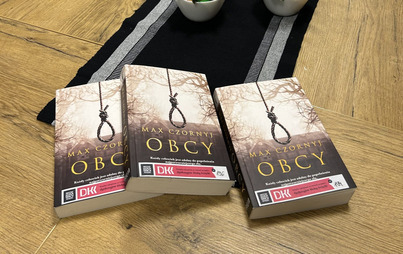 Zdjęcie do Spotkanie DKK w Nowej Sarzynie o książce &quot;Obcy&quot; Maxa Czornyja
