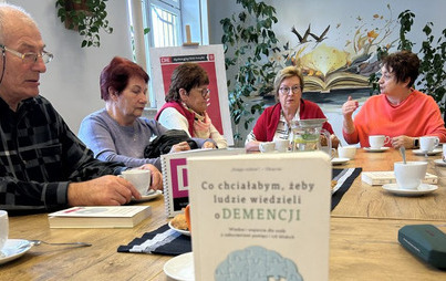 Zdjęcie do Spotkanie DKK Senior&oacute;w w Nowej Sarzynie o książce &bdquo;Co chciałabym, żeby ludzie wiedzieli o demencji&rdquo; Wendy Mitchel