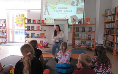 Zdjęcie do &bdquo;Tajna misja w Bibliotece&rdquo; w Dyskusyjnym Klubie Książki &bdquo;Łowcy przyg&oacute;d&rdquo; w Filii nr 6 WiMBP w Rzeszowie 