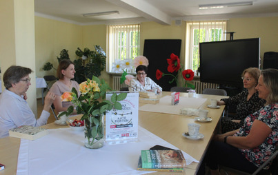 Zdjęcie do Czerwcowe spotkanie DKK w Czudcu  &ndash; Kate Morton &bdquo;C&oacute;rka zegarmistrza&rdquo;