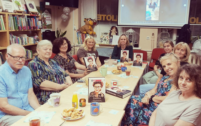 Zdjęcie do Jolanta Kwaśniewska. Pierwsza dama w DKK w Filii nr 5 w Rzeszowie 