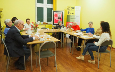 Zdjęcie do Spotkanie DKK w Cieszanowie o książce "Obcy" Maxa Czornyja 