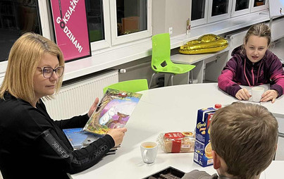 Zdjęcie do Klub DKK dla dzieci w Łańcucie: Muminki, pluszowe misie i tajemnicze szyfry w bibliotece