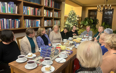 Zdjęcie do Spotkanie DKK w Leżajsku o książce &bdquo;Milczący zamek&rdquo; Kate Morton