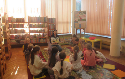 Zdjęcie do Spotkanie DKK &bdquo;Książkowe Łasuchy&rdquo; w Rzeszowie o książce &bdquo;Kukuryku! Afera w kurniku&rdquo; Gabriela Rzepecka-Weiss